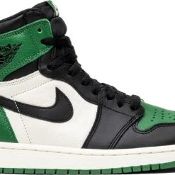 Sole Supremacy Air Jordan 1 Retro High OG "PINE GREEN"