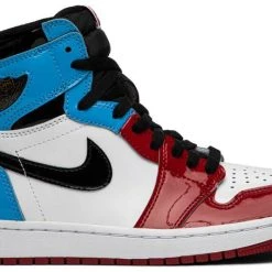 Sole Supremacy Air Jordan 1 Retro High OG "FEARLESS"