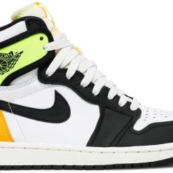 Sole Supremacy Air Jordan 1 Retro High "VOLT/UNIVERSITY GOLD"