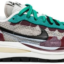 Sole Supremacy Nike Vaporwaffle "SACAI/VILLAIN RED"