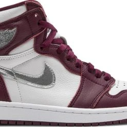 Sole Supremacy Air Jordan 1 Retro High OG "BORDEAUX"