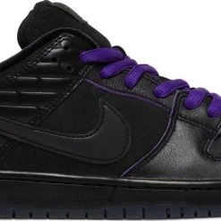 Sole Supremacy Nike SB Dunk Low Pro QS "FAMILIA FIRST AVENUE"