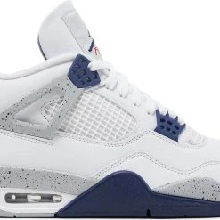 Sole Supremacy Air Jordan 4 Retro "MIDNIGHT NAVY"