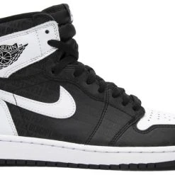 Sole Supremacy Air Jordan 1 Retro High OG "RE2PECT/DEREK JETER"