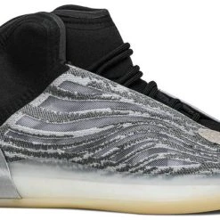Sole Supremacy Adidas Yeezy QUANTUM (LIFESTYLE MODEL)